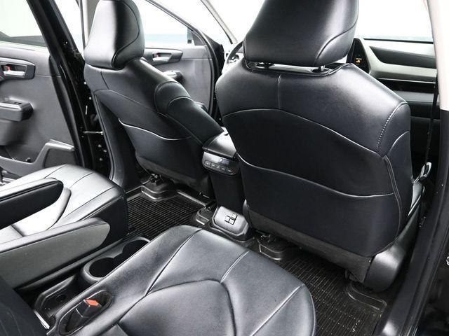 used 2024 Toyota Highlander car, priced at $39,880
