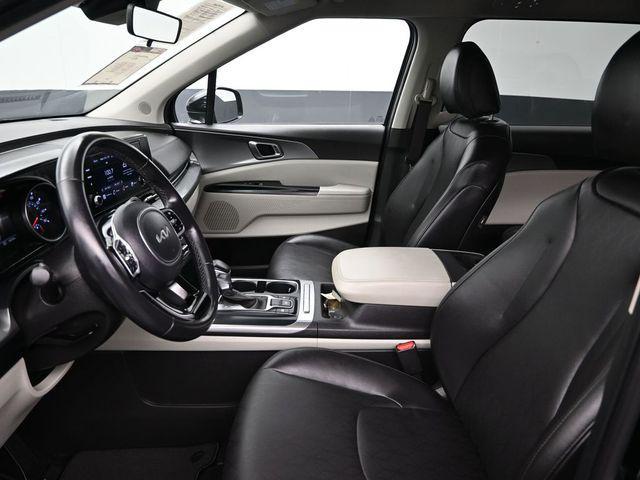 used 2023 Kia Carnival car, priced at $27,799