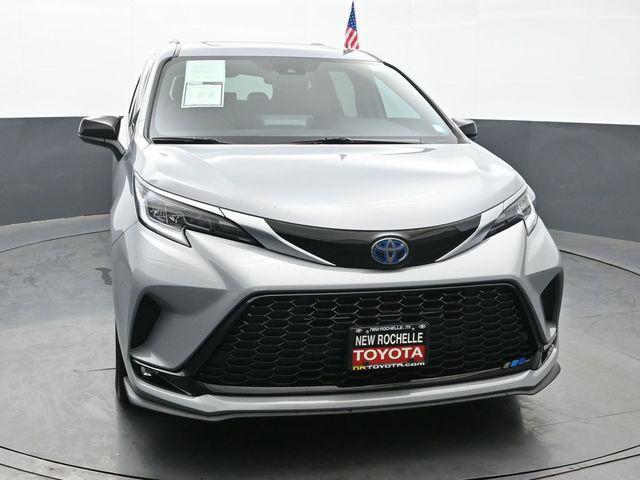 used 2023 Toyota Sienna car, priced at $45,980