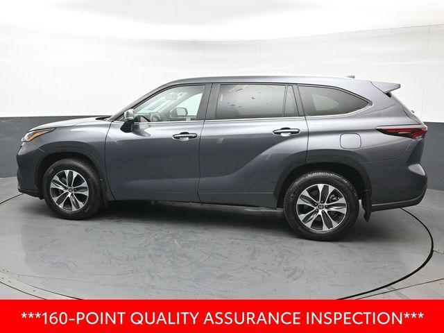 used 2025 Toyota Highlander car, priced at $46,429