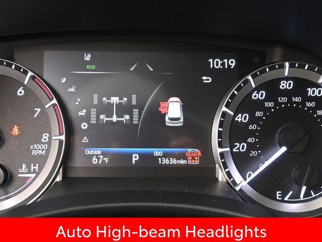 used 2025 Toyota Highlander car, priced at $46,429