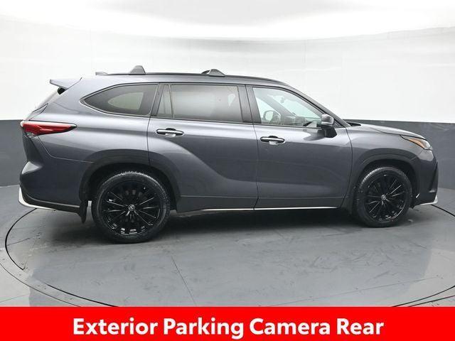 used 2023 Toyota Highlander car, priced at $38,880