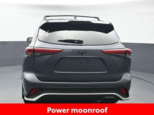 used 2023 Toyota Highlander car, priced at $38,880