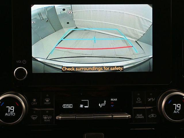 used 2023 Toyota Highlander car, priced at $39,400