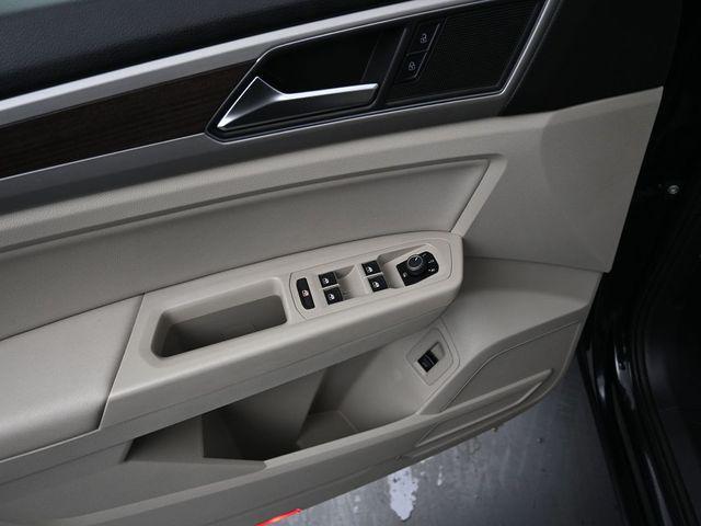 used 2019 Volkswagen Atlas car, priced at $19,989