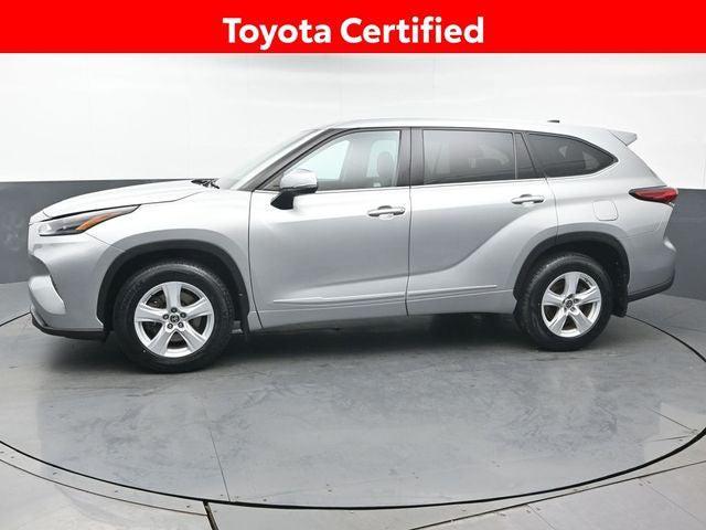 used 2022 Toyota Highlander car, priced at $31,945