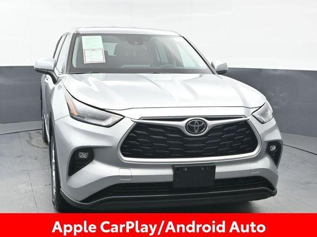 used 2022 Toyota Highlander car, priced at $31,945