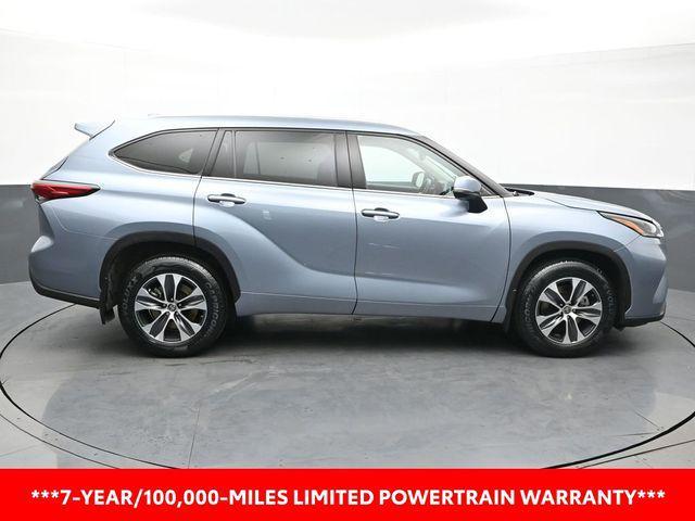 used 2021 Toyota Highlander car, priced at $35,136