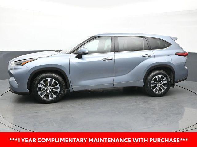 used 2021 Toyota Highlander car, priced at $35,136