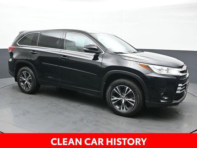 used 2018 Toyota Highlander car, priced at $24,653