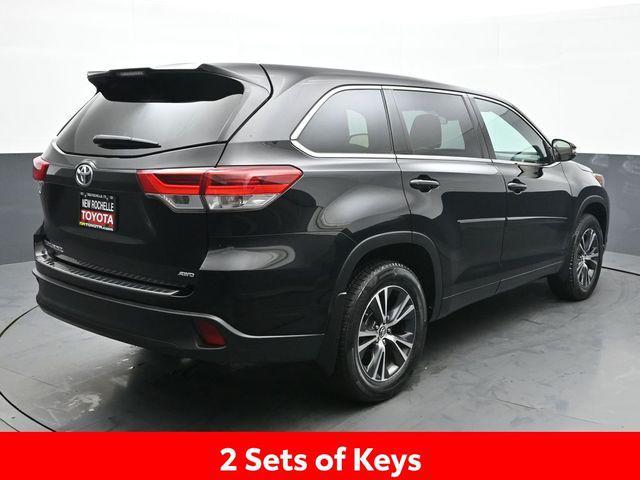 used 2018 Toyota Highlander car, priced at $24,653