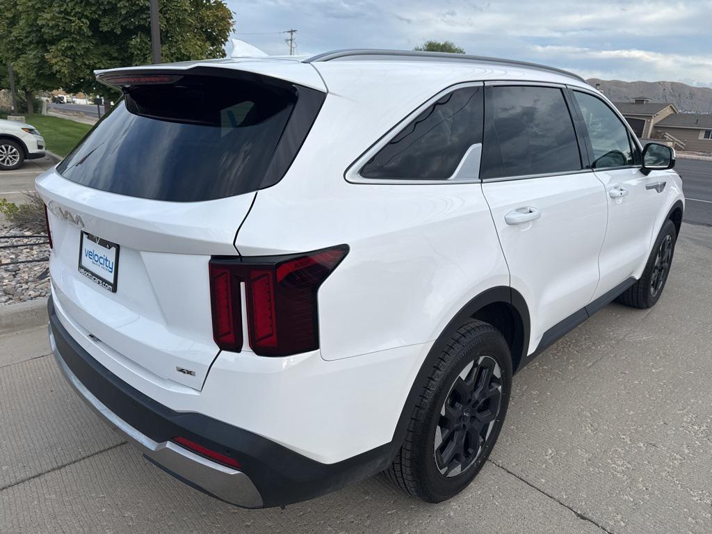 used 2024 Kia Sorento car, priced at $28,995