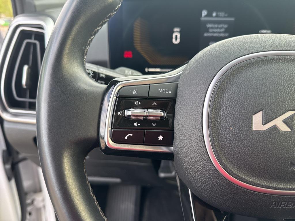 used 2024 Kia Sorento car, priced at $28,995