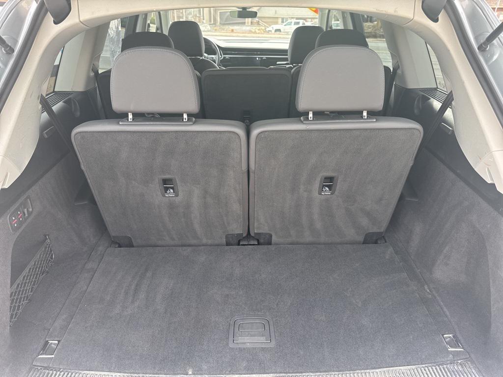 used 2024 Audi Q7 car, priced at $45,995