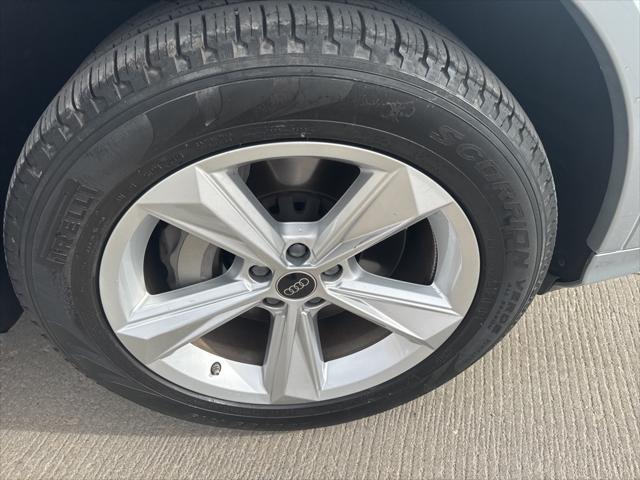 used 2024 Audi Q7 car, priced at $46,995