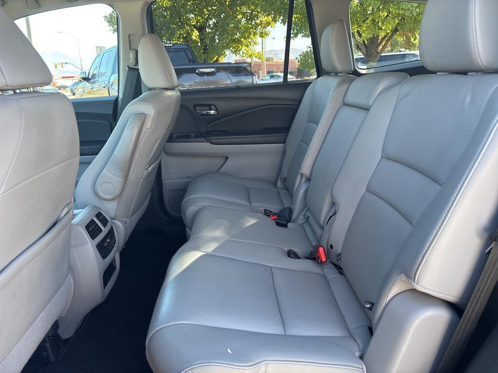 used 2021 Honda Pilot car, priced at $29,995