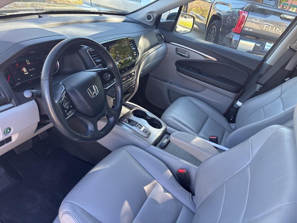 used 2021 Honda Pilot car, priced at $29,995