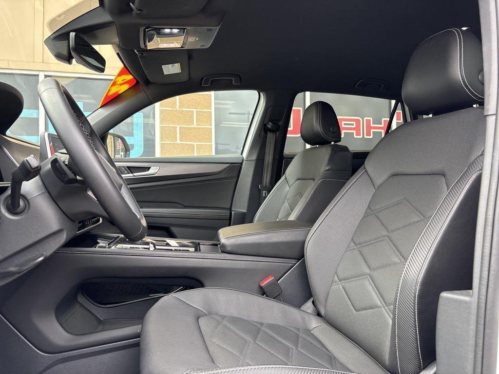 used 2024 Volkswagen Atlas Cross Sport car, priced at $27,995