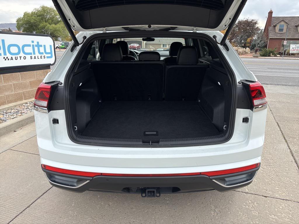 used 2024 Volkswagen Atlas Cross Sport car, priced at $27,995