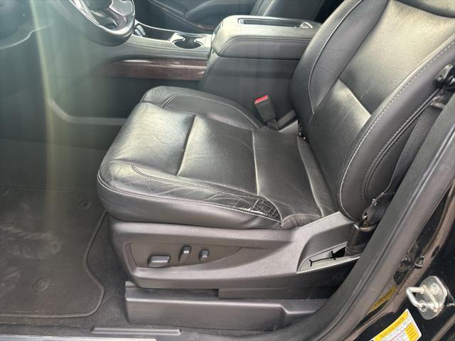 used 2020 GMC Yukon XL car, priced at $41,995
