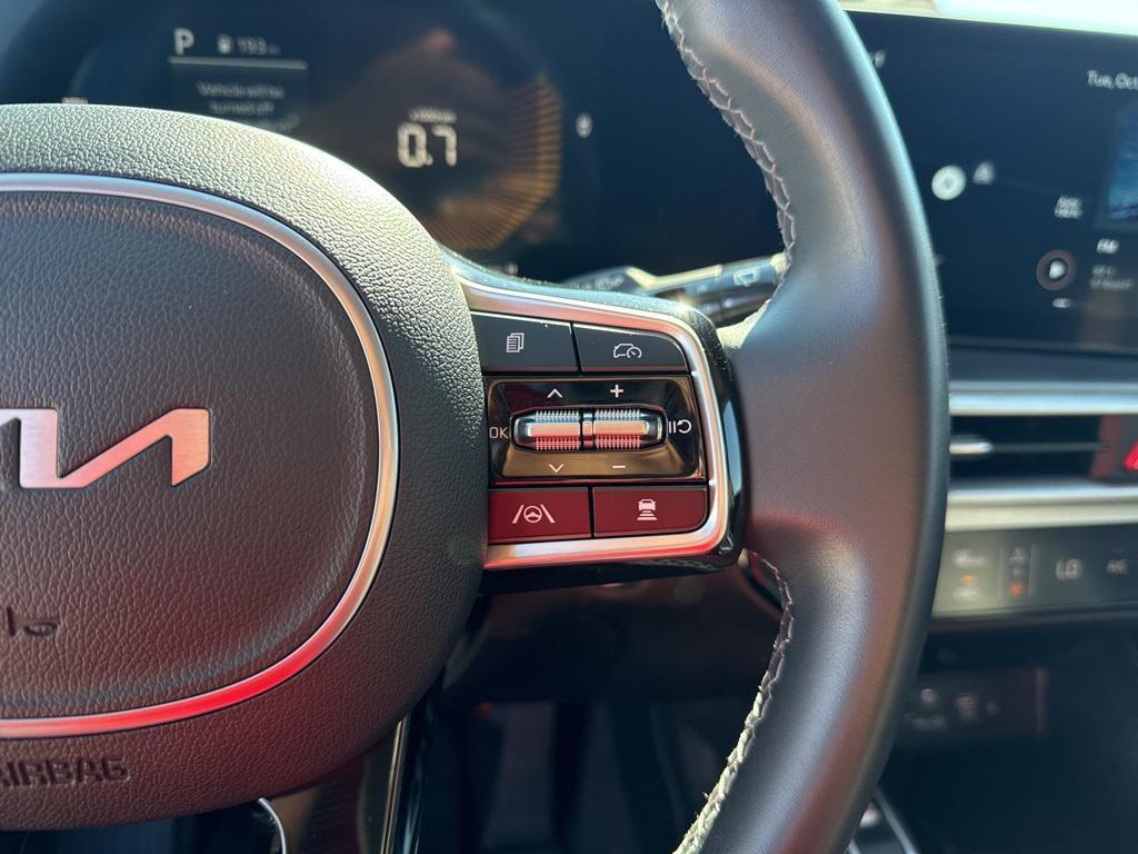 used 2024 Kia Sorento car, priced at $29,995