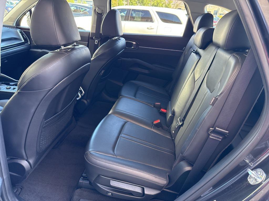 used 2024 Kia Sorento car, priced at $29,995