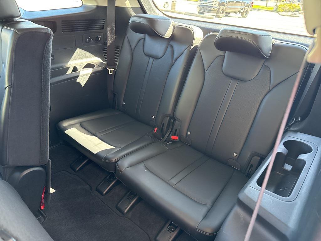 used 2024 Kia Sorento car, priced at $29,995