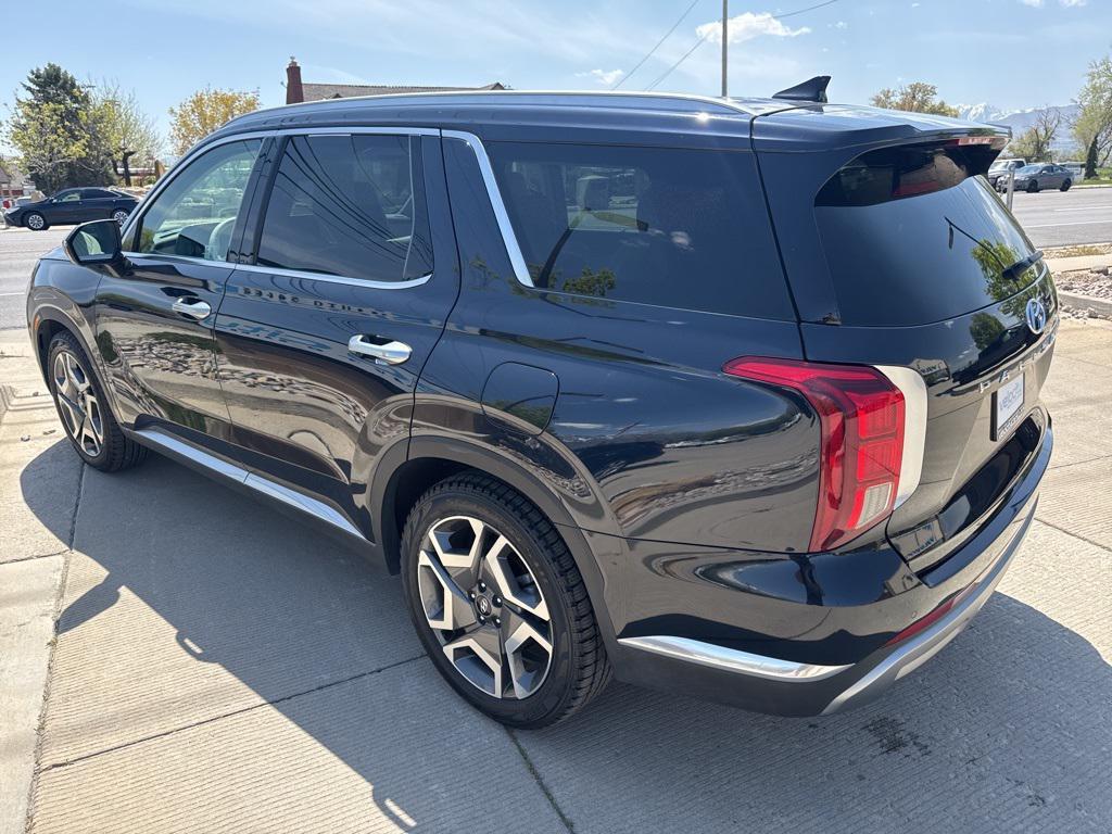 used 2024 Hyundai Palisade car, priced at $35,995