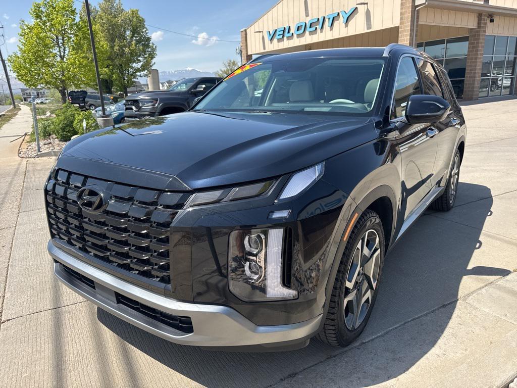 used 2024 Hyundai Palisade car, priced at $35,995