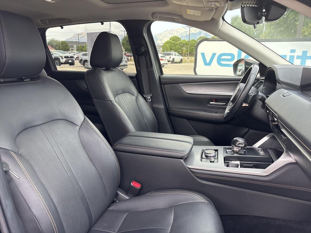 used 2024 Mazda CX-90 car, priced at $27,995