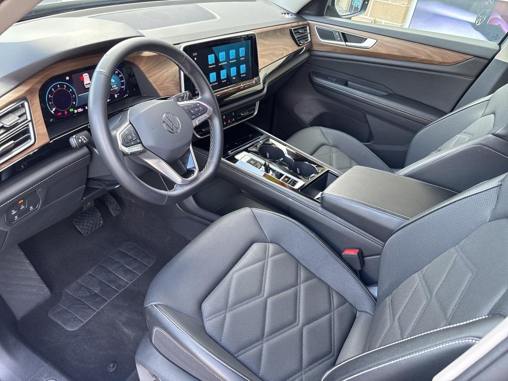 used 2024 Volkswagen Atlas car, priced at $30,995