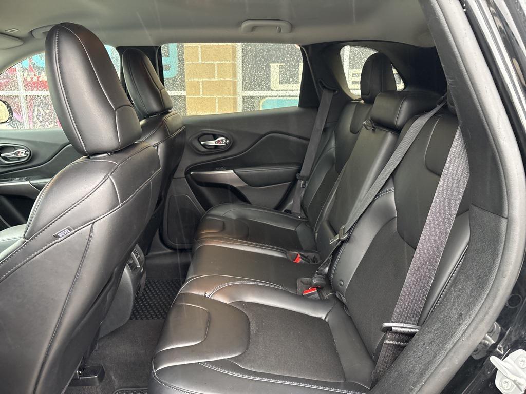 used 2019 Jeep Cherokee car, priced at $20,995