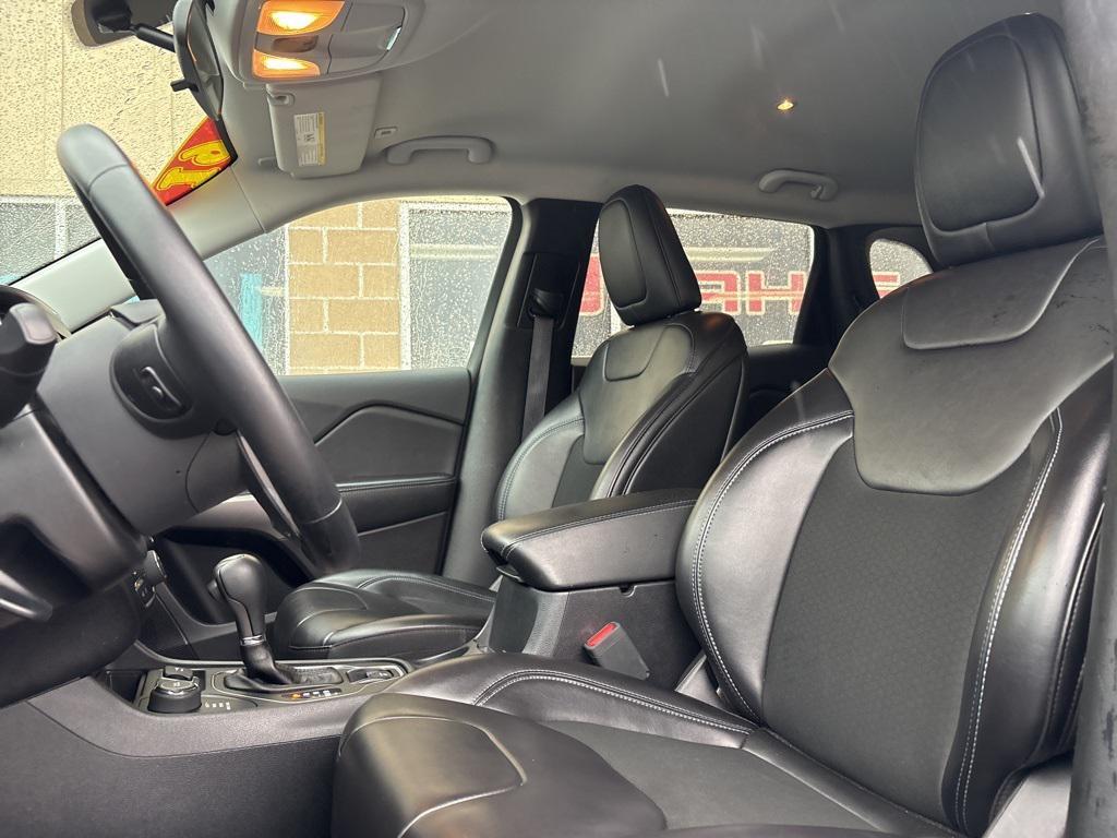 used 2019 Jeep Cherokee car, priced at $20,995