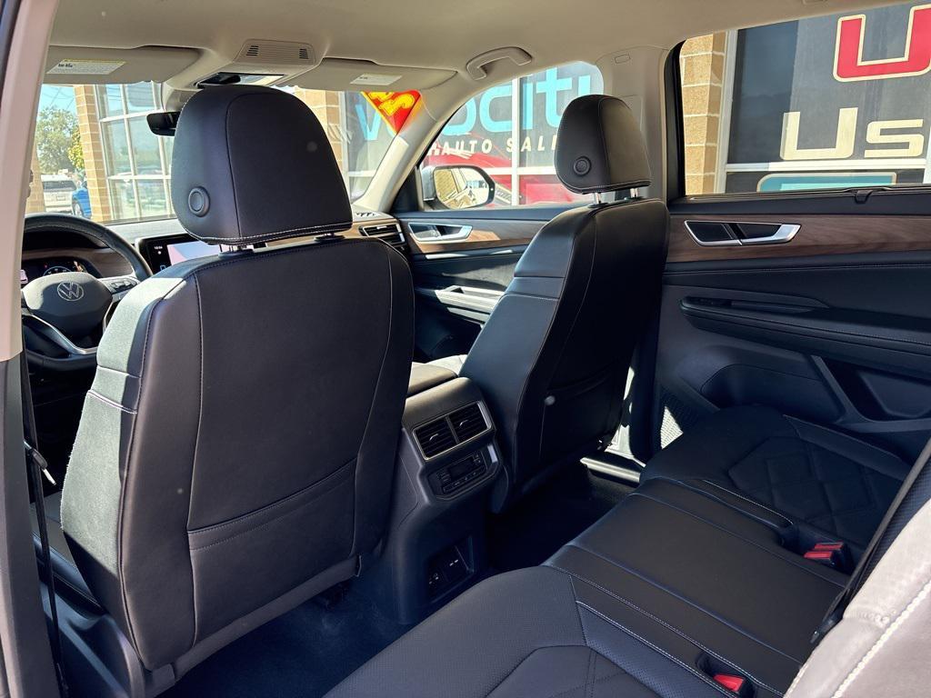 used 2024 Volkswagen Atlas car, priced at $29,995