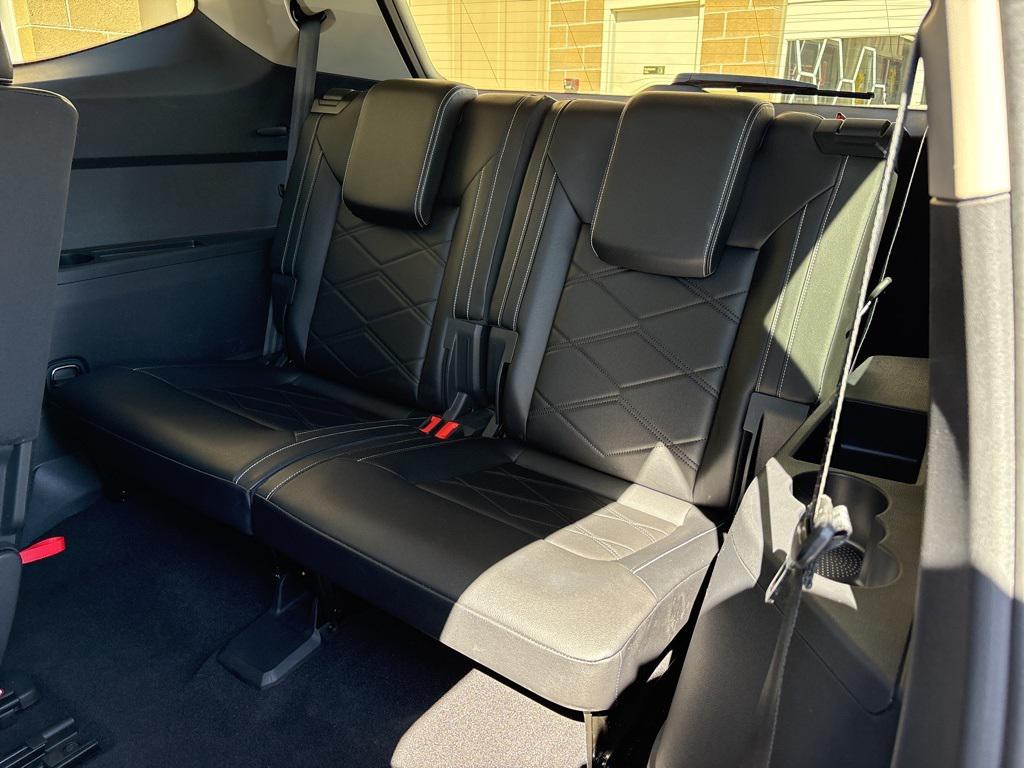 used 2024 Volkswagen Atlas car, priced at $29,995