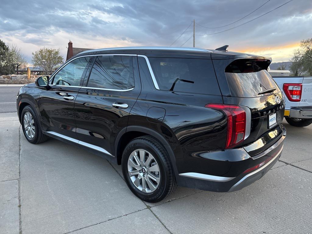 used 2024 Hyundai Palisade car, priced at $32,995