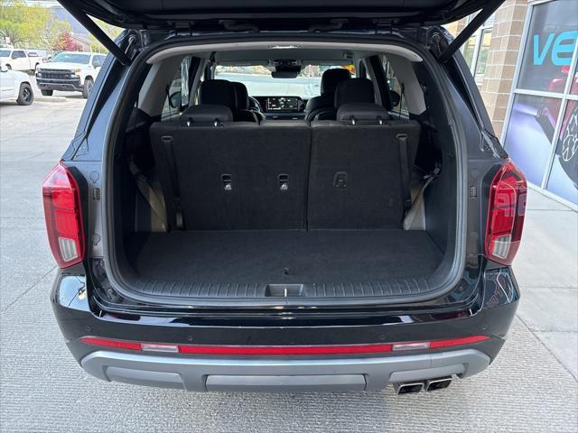 used 2024 Hyundai Palisade car, priced at $34,995