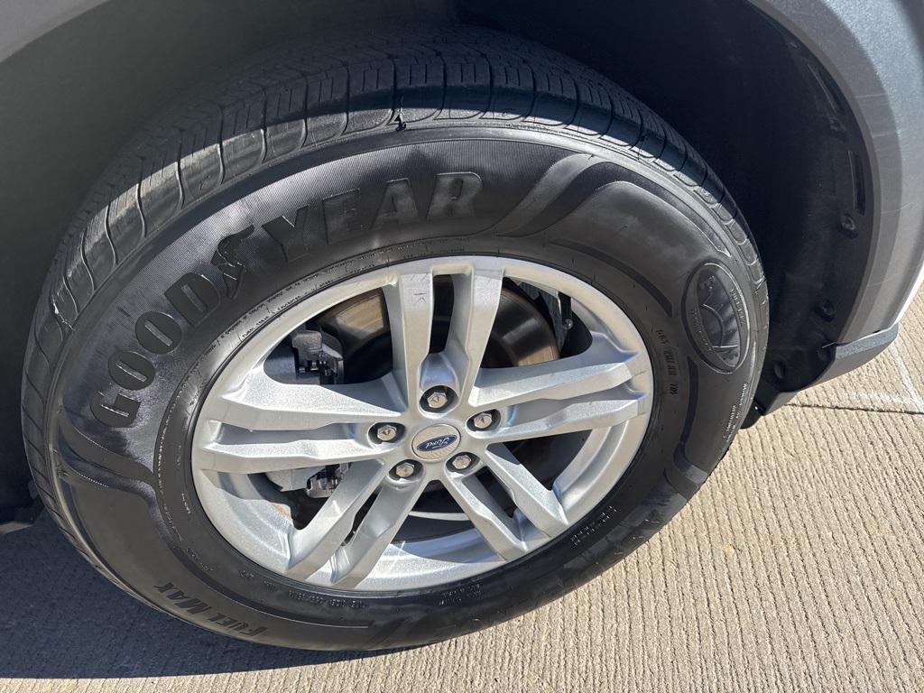 used 2023 Ford Explorer car, priced at $26,995