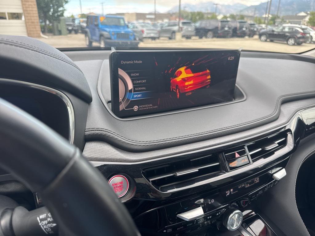 used 2022 Acura MDX car, priced at $40,995