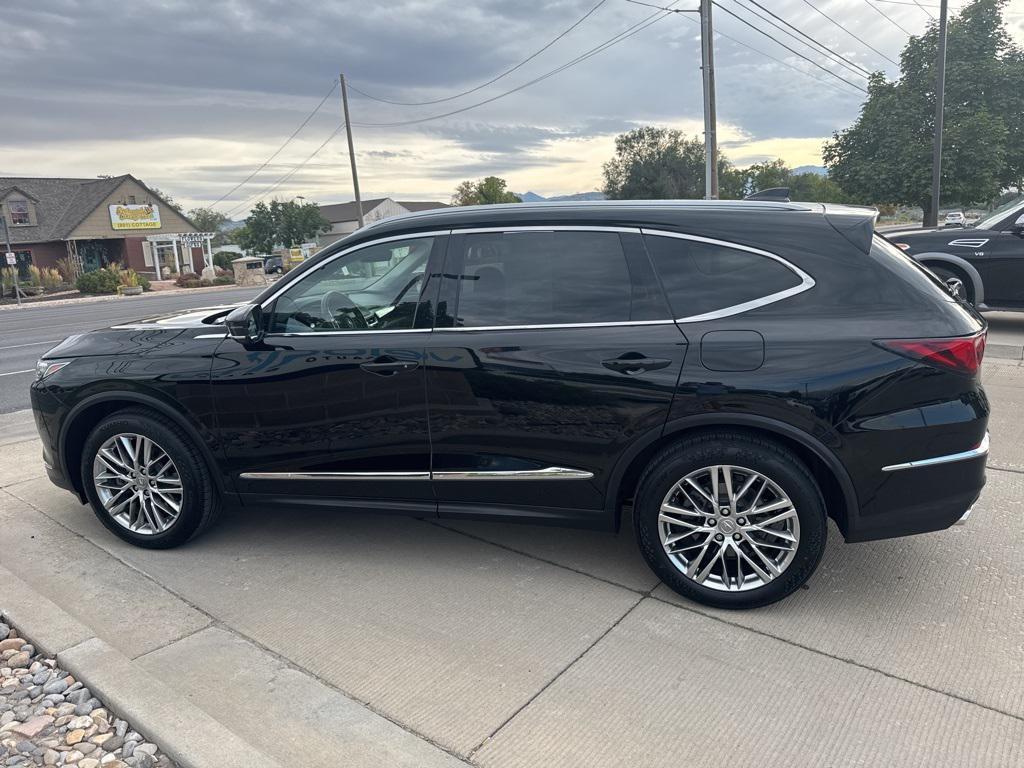 used 2022 Acura MDX car, priced at $40,995