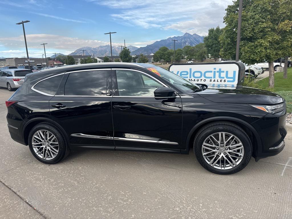 used 2022 Acura MDX car, priced at $40,995