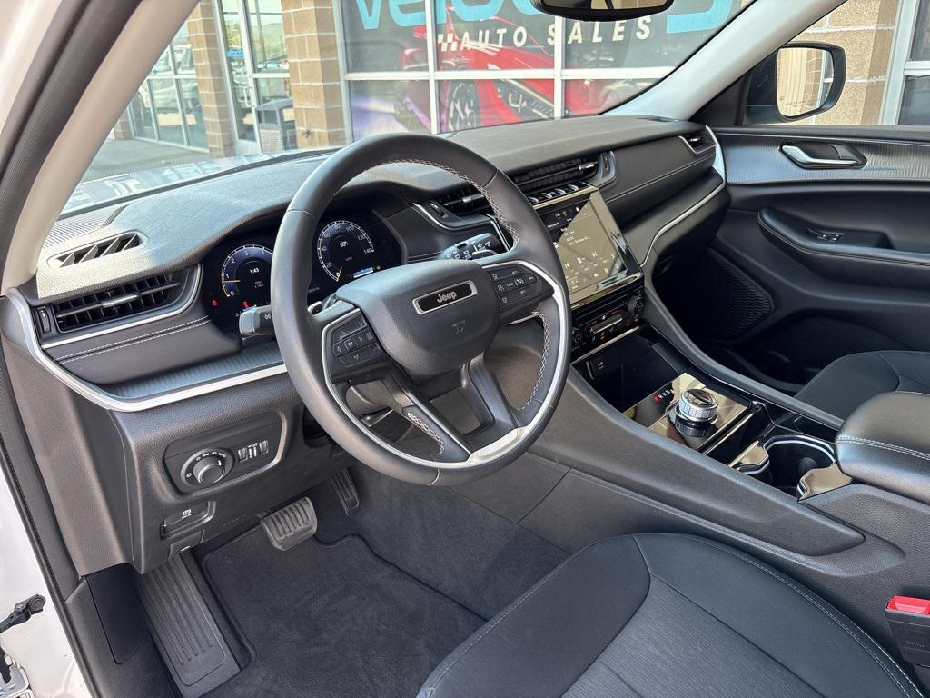 used 2023 Jeep Grand Cherokee car, priced at $23,995