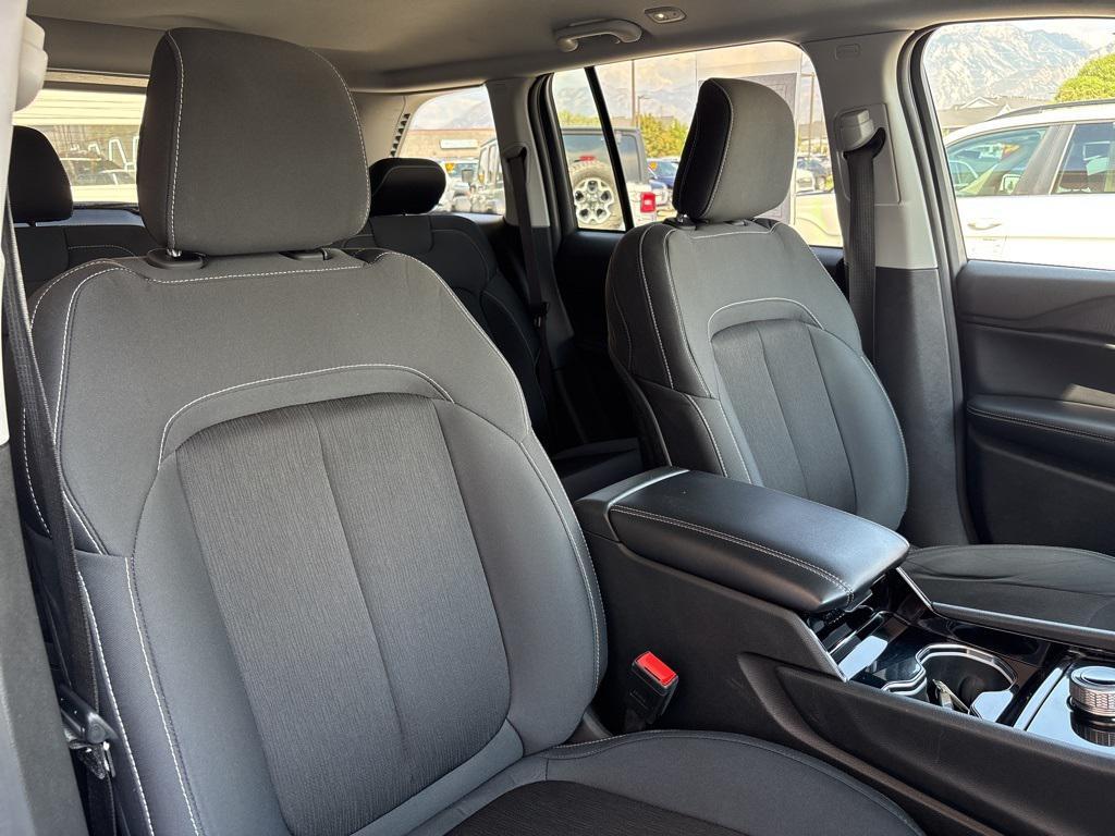 used 2023 Jeep Grand Cherokee car, priced at $23,995