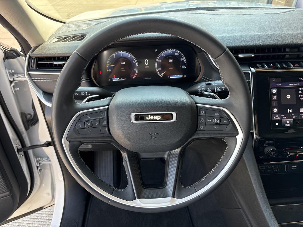 used 2023 Jeep Grand Cherokee car, priced at $23,995
