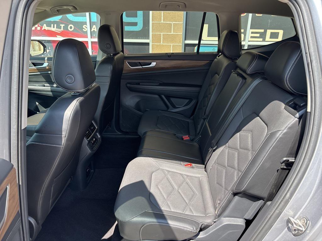 used 2024 Volkswagen Atlas car, priced at $29,995