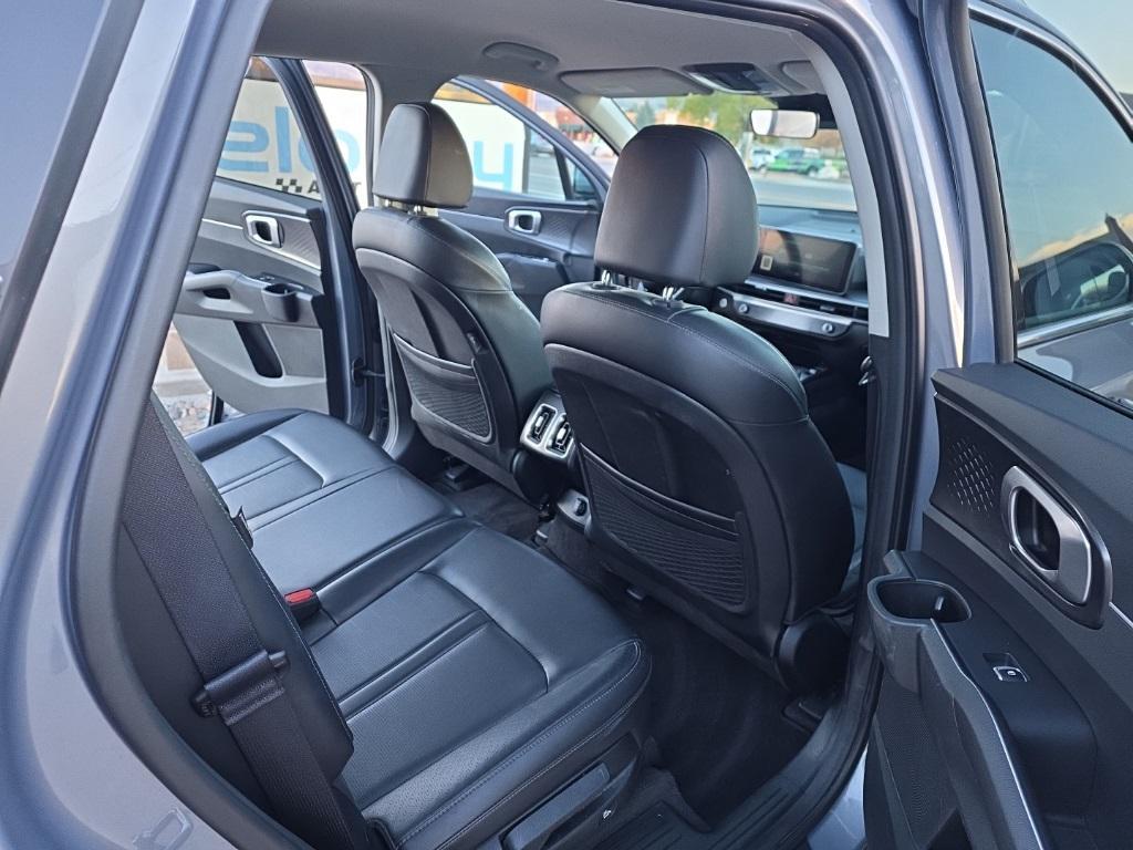 used 2024 Kia Sorento car, priced at $25,995