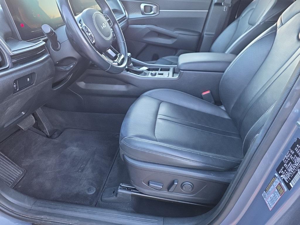 used 2024 Kia Sorento car, priced at $25,995