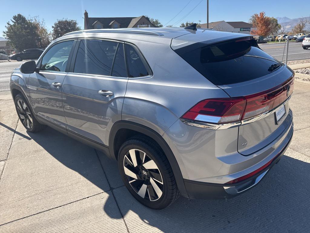 used 2024 Volkswagen Atlas Cross Sport car, priced at $28,995