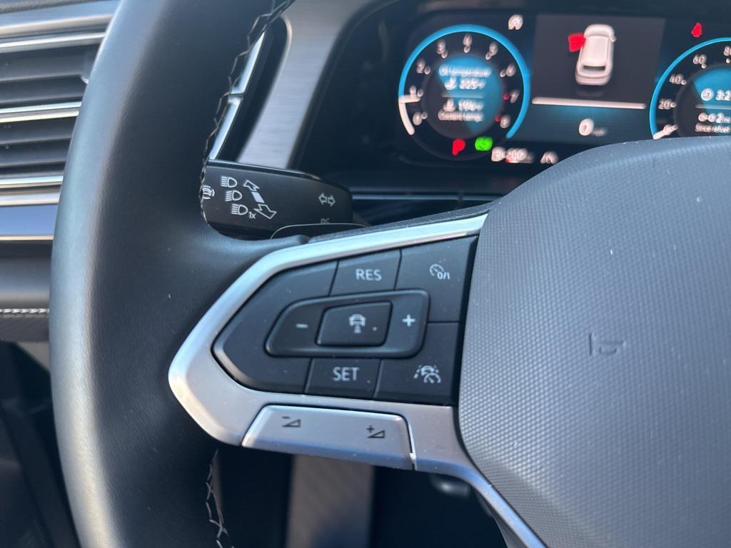 used 2024 Volkswagen Atlas Cross Sport car, priced at $28,995