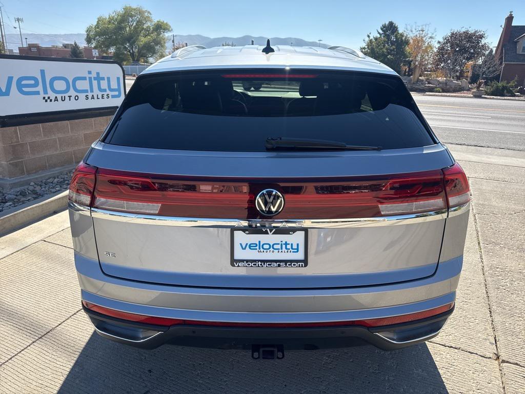 used 2024 Volkswagen Atlas Cross Sport car, priced at $28,995